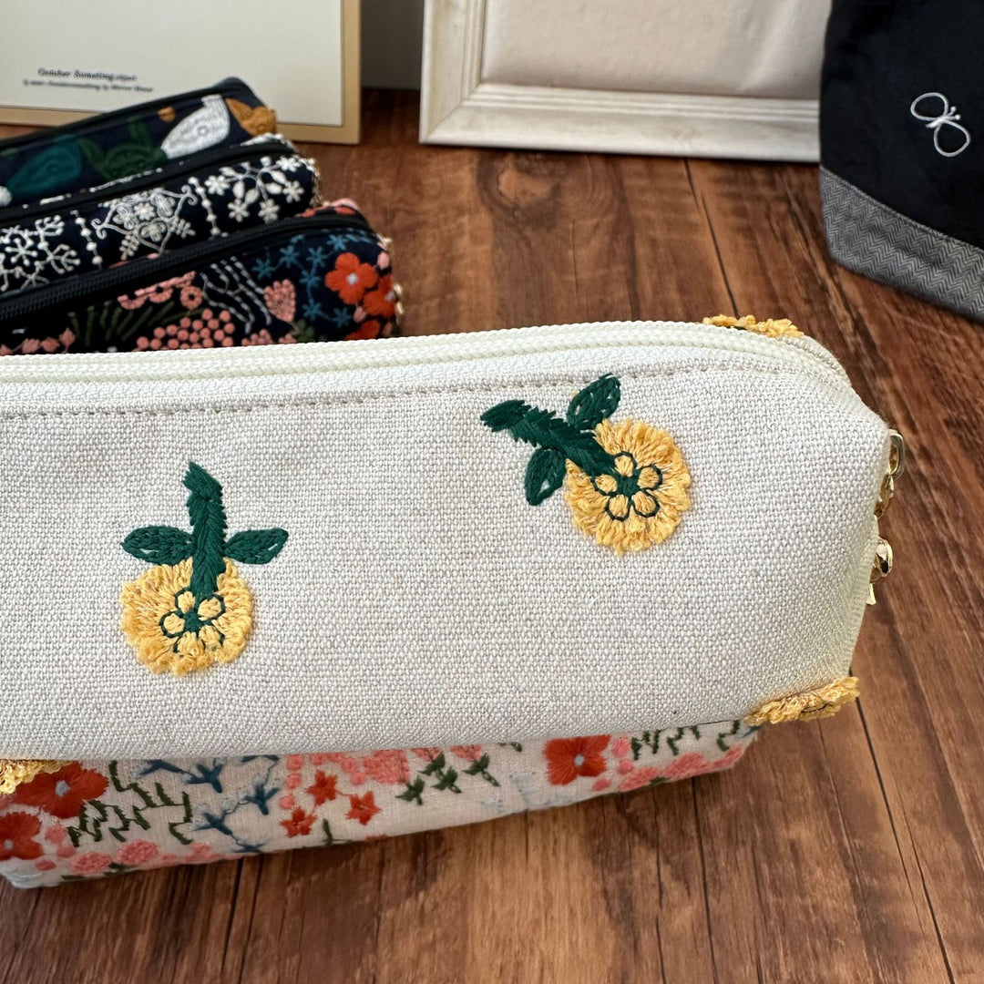 Embroidered Floral Canvas Pencil Case Makeup Bag N6F149