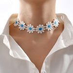 Load image into Gallery viewer, Daisy Lace Choker Textile Floral Necklace S5P243
