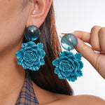 Load image into Gallery viewer, Womens Marbled Floral Resin Stud Earrings N6K173
