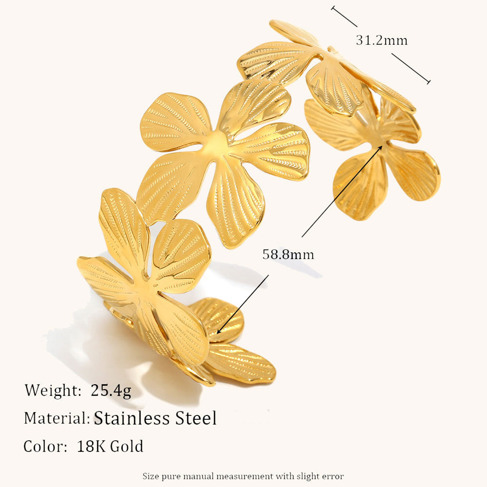 Floral Bangle Steel 18K Plated Continuous Loop S5P118