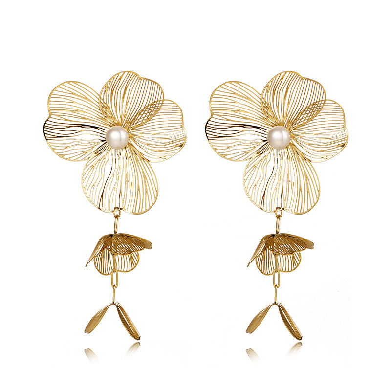 Vintage Fringe Floral Earrings Steel Gold Plated S5P199
