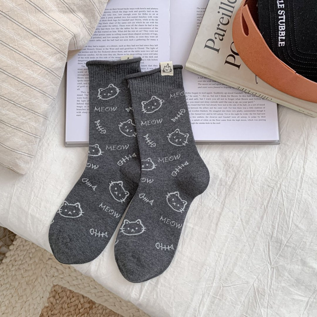 Cat Pattern Combed Cotton Mid Calf Socks M5A058