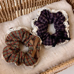 Load image into Gallery viewer, Womens Plaid Lace Trim Scrunchie N6K020