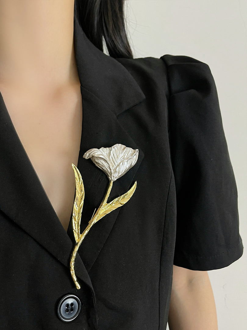 Vintage Oversized Metal Leaf Flower Brooch N6B013
