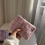 Load image into Gallery viewer, Coarse Knit Wool Pouch Organizer  S5P348
