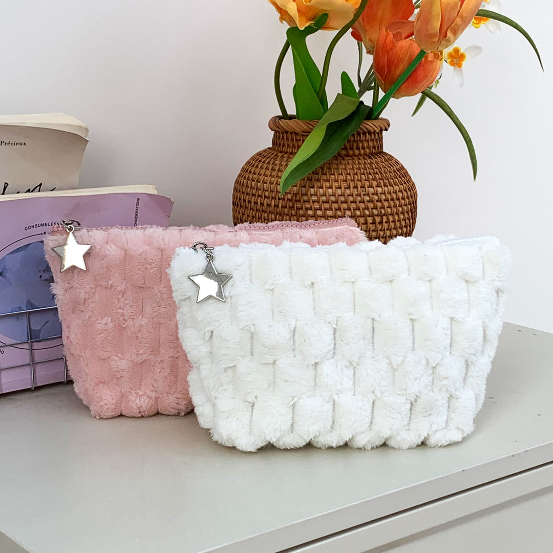 Plush Checkerboard Makeup Bag Women S5P756