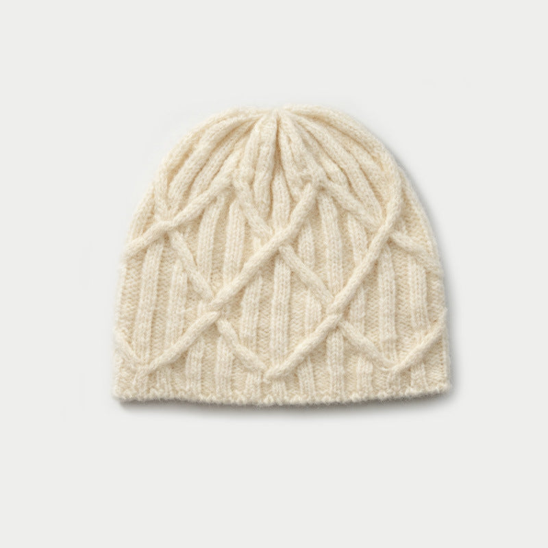 Women's Wool Blend Cable Knit Beanie N6J107
