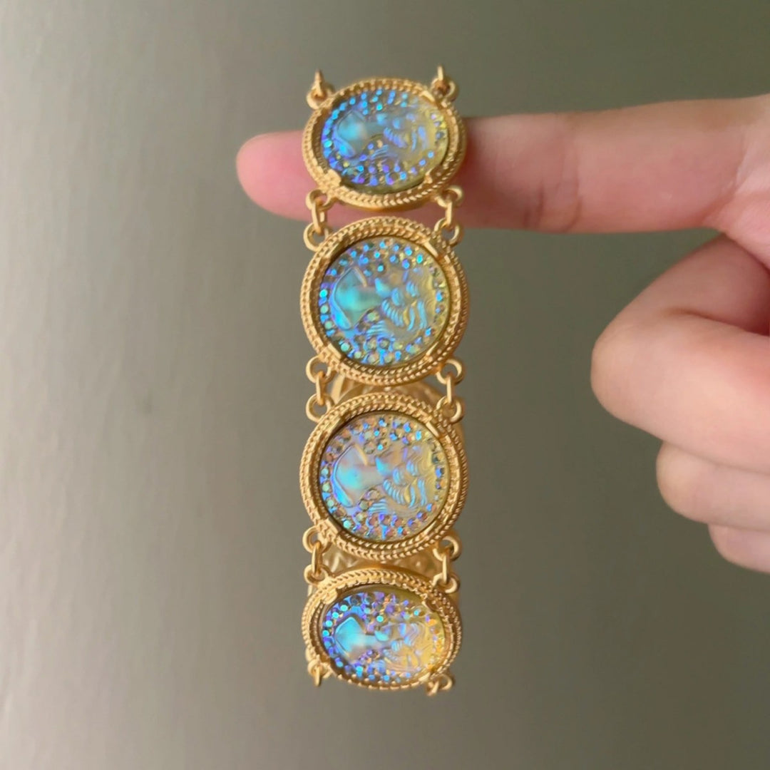 Mermaid Iridescent Disc Cuff Heavy-Duty Bangle N6F311