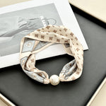 Load image into Gallery viewer, Magnetic Clasp Pearl Scarf Neck Warmer Women N6H111