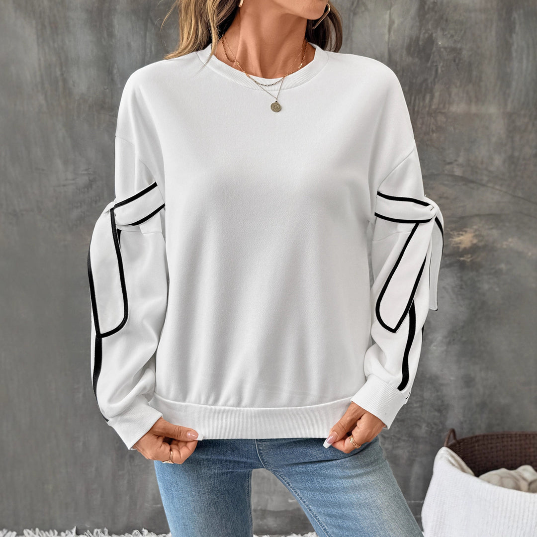 3D Contrast Round Sweater Mid Weight White N5A009