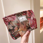 Load image into Gallery viewer, Vintage Floral Jacquard Cosmetic Bag N6K111