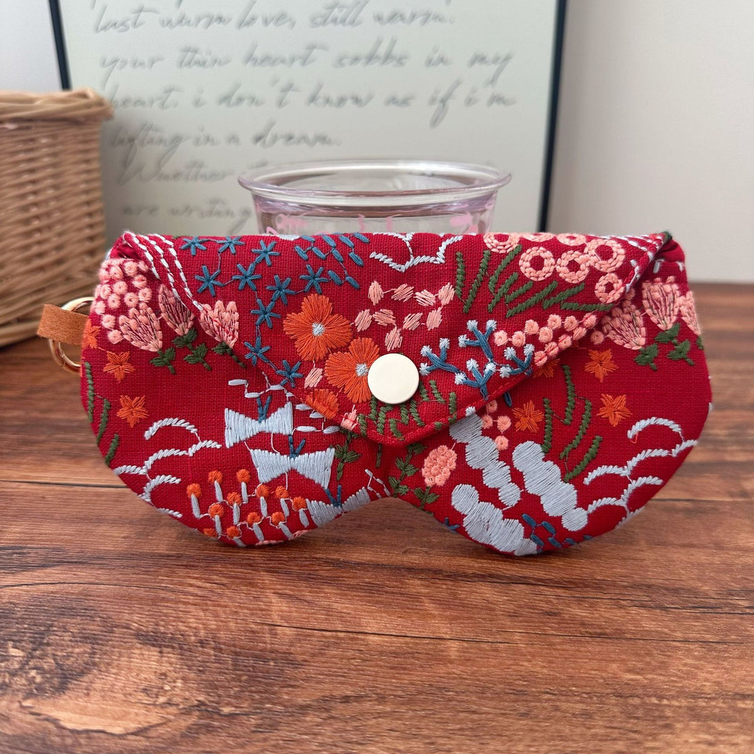 Vintage Floral Embroidery Cotton Love Glasses Case N6F133