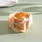 Load image into Gallery viewer, Oversized Resin Ombré Pleated Geometric Bangle N6H086