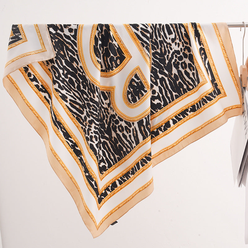 French Retro Leopard 90x90 Scarf Multi Color Women M5A347