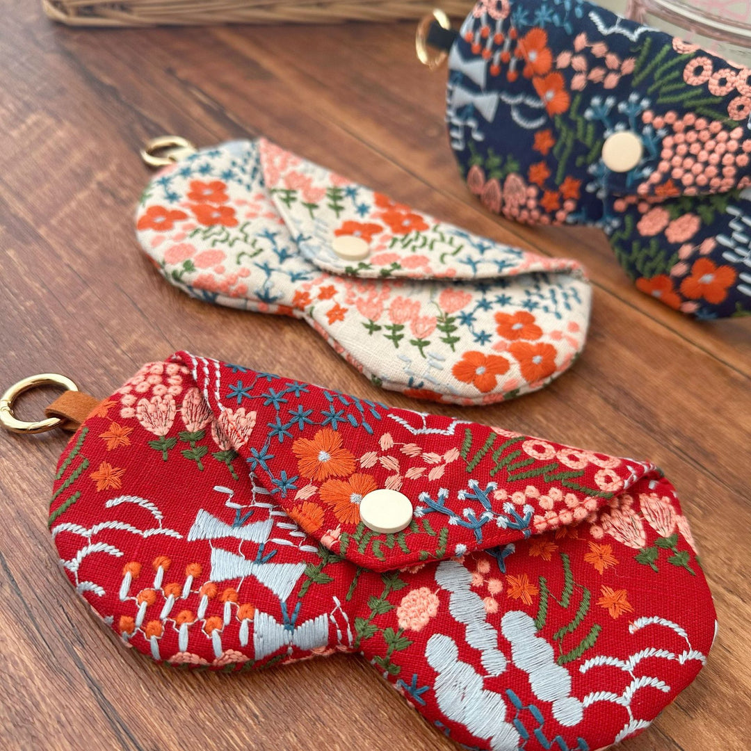 Vintage Floral Embroidery Cotton Love Glasses Case N6F133