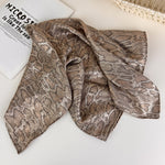 Load image into Gallery viewer, Cool Metallic Snake Print Retro Head Wrap Women N6H109