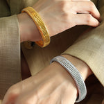 Load image into Gallery viewer, Titanium Steel Grooved Bangle Elastic Medical-Grade S5P253
