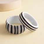 Load image into Gallery viewer, Womens 2 Piece Striped Resin Bracelet Set N6K137