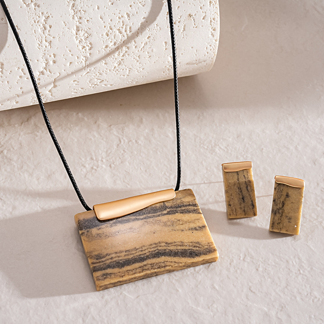 Leather Cord Resin Square Pendant Chunky Necklace N6H137