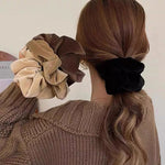 Load image into Gallery viewer, Oversized Velvet Continuous Loop Hair Tie S5P425