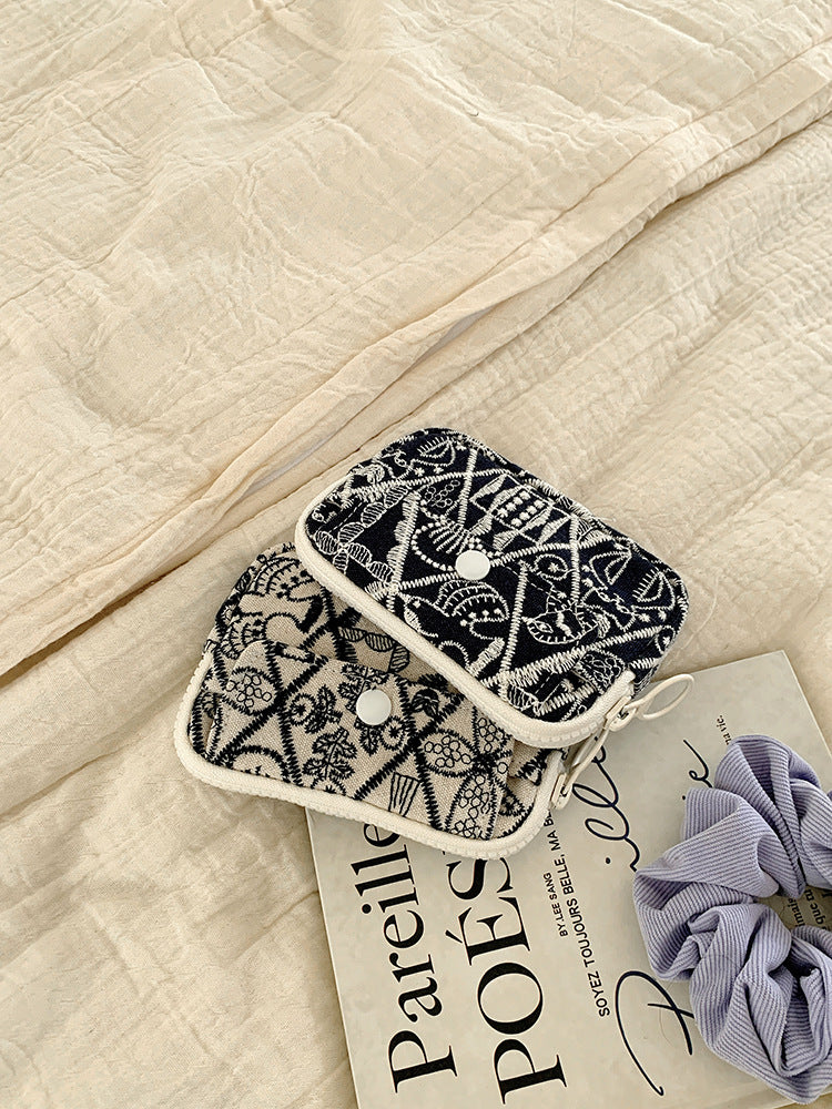 Embroidery Card Holder ID Organizer Pouch N6B123