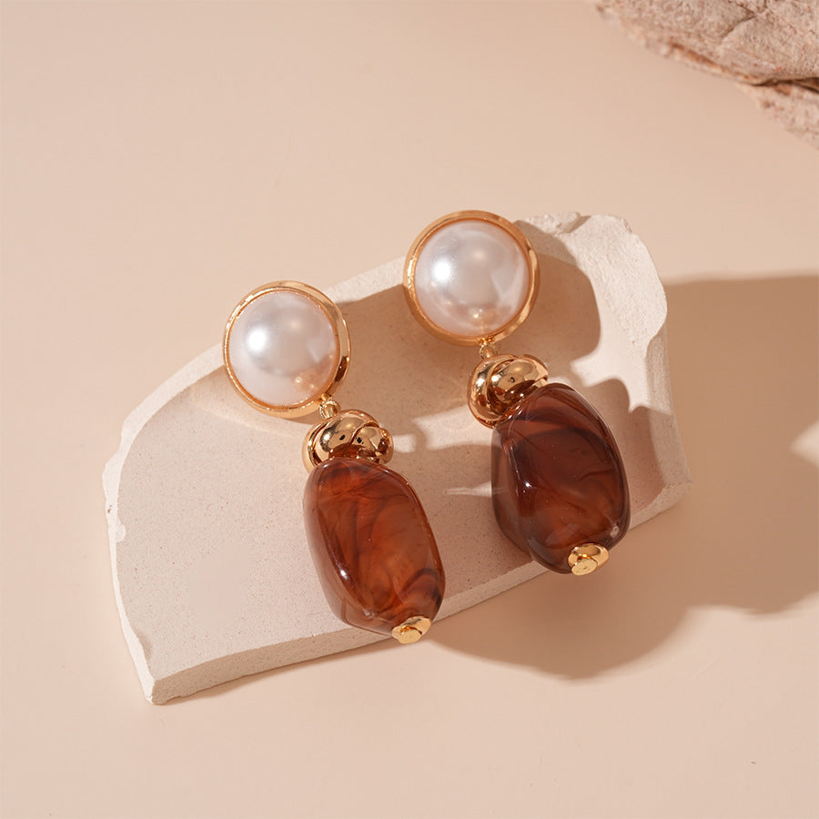 Resin Faux Pearl Irregular Geometric Stud Earrings N6H155