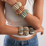 Load image into Gallery viewer, Womens Geometric Acrylic Circle Bracelet N6K002