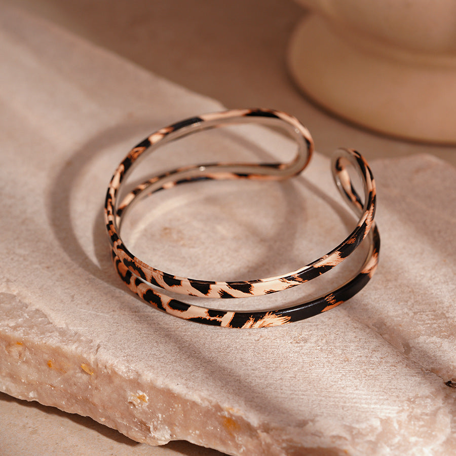 Leopard Flocked Leather Bangle Geometric Open Alloy S5P255