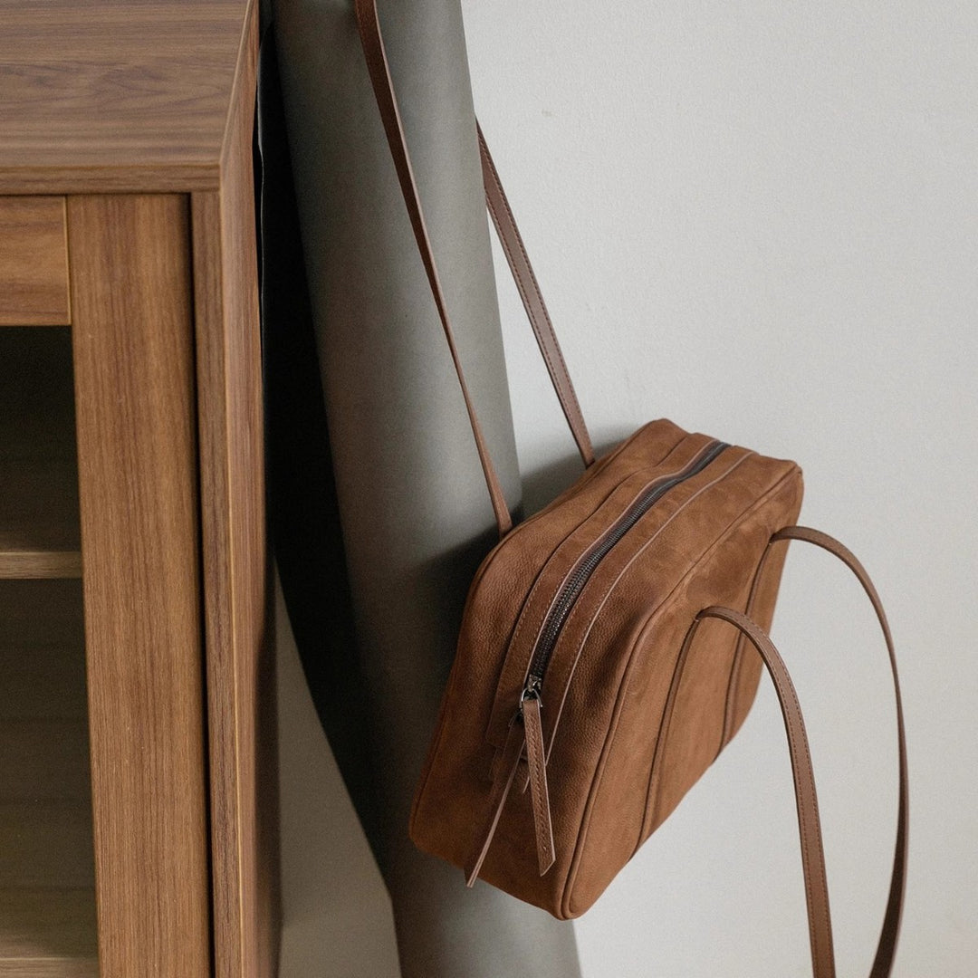 Matte Pebbled Grain Bowling Bag PU Mocha Brown   S5P277