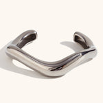 Load image into Gallery viewer, Liquid Wave Bracelet Steel Gold-Plated Fluid S5P189
