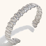 Load image into Gallery viewer, Teardrop Bangle Steel 18K Plated  Minimalist S5P119