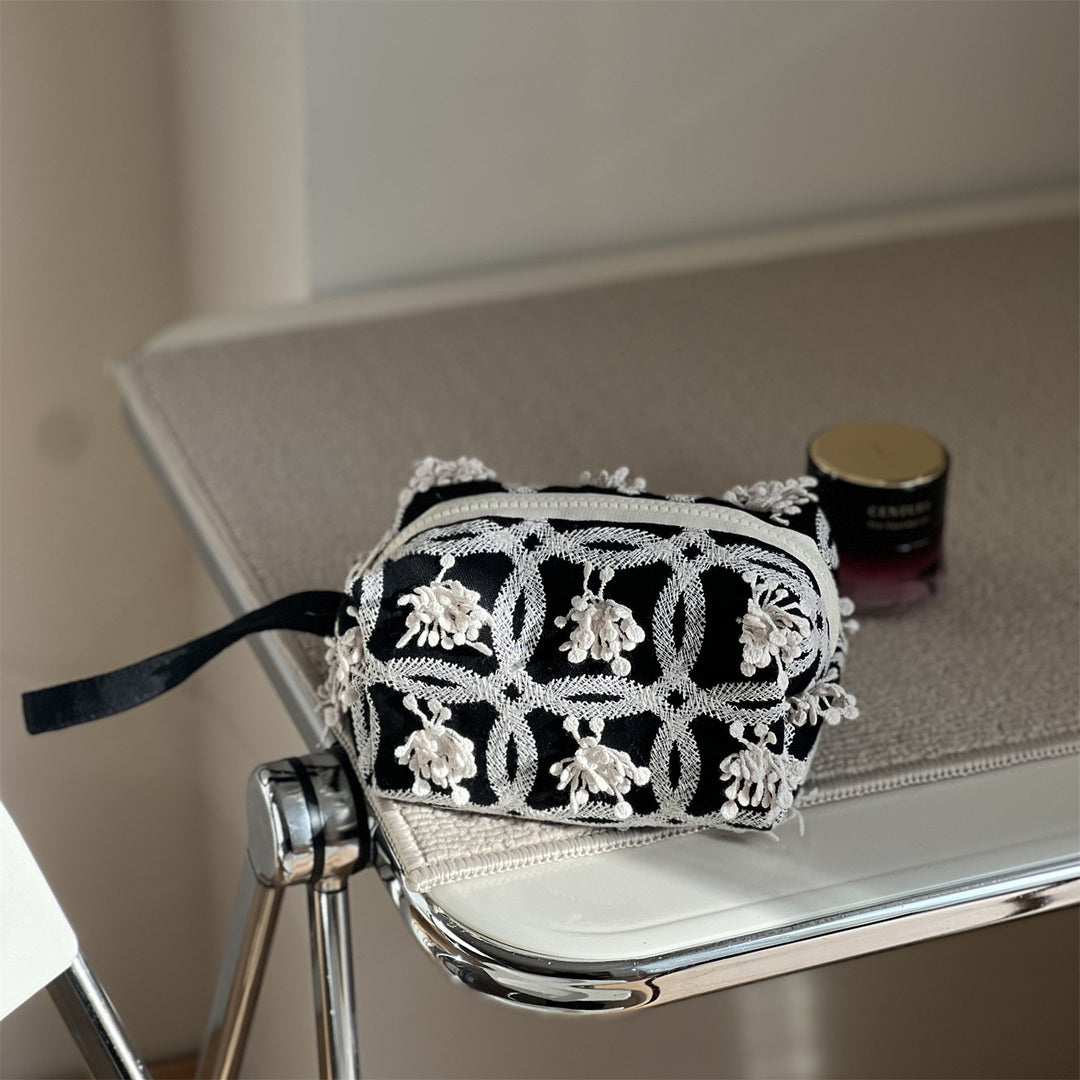 Black Embroidered Canvas Top-Handle S5P364
