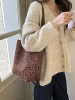 Load image into Gallery viewer, Women's Suede Leopard Print Bucket Shoulder Bag N6J114