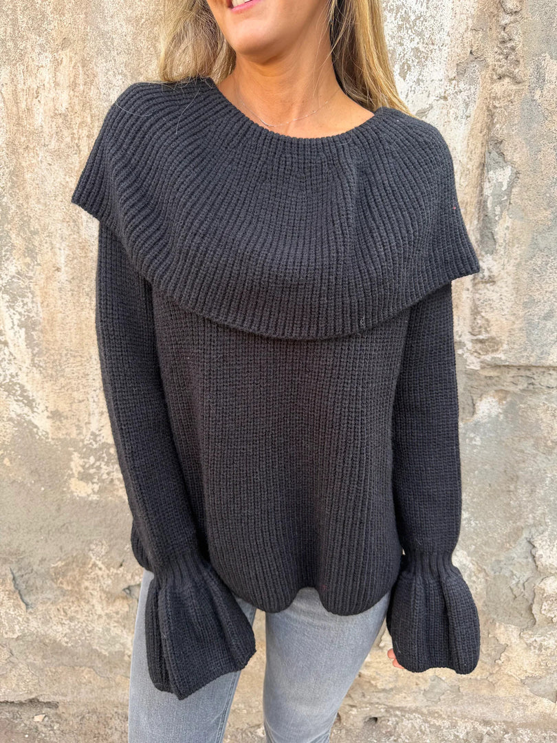 Off-Shoulder Knit Long Sleeve Sweater Flared Sleeve N6G297