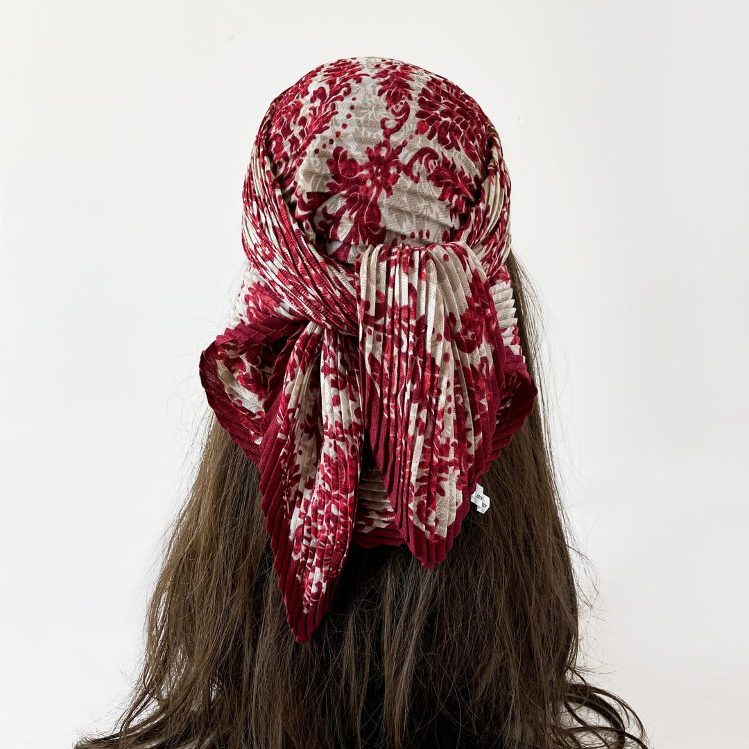 Crinkled Herringbone Scarf 70cm Square Women N6G221