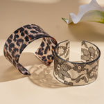 Load image into Gallery viewer, Acrylic Leopard Print Geometric Open Cuff Bangle N6F284