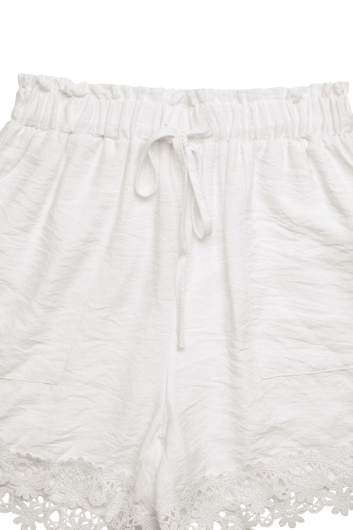 Vacation Drawstring Waist Ruffle Trim Shorts Women N6C258