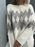 Load image into Gallery viewer, Boat Diamond Sweater Lightweight White N5Z828
