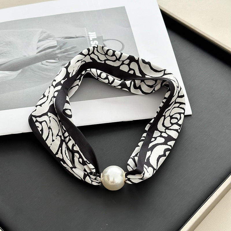 Magnetic Clasp Pearl Scarf Neck Warmer Women N6H111