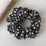 Load image into Gallery viewer, Womens Vintage Floral Fabric Scrunchie N6K021