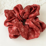 Load image into Gallery viewer, Womens Christmas Satin Scrunchie N6K006