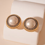 Load image into Gallery viewer, Contrast Chain Faux Pearl Round Silver Stud Earrings N6H152