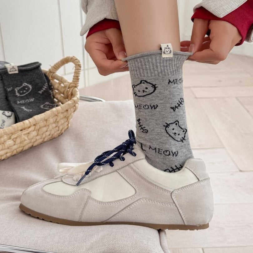 Cat Pattern Combed Cotton Mid Calf Socks M5A058