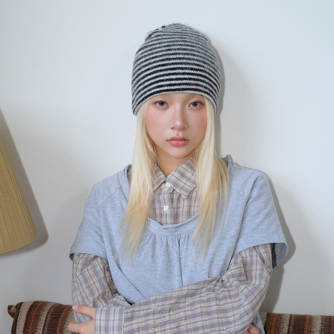 Women's Wool Blend Striped Knit Beanie N6J108