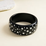 Load image into Gallery viewer, Womens Marbled Star Print Resin Bracelet N6K142