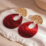 Load image into Gallery viewer, Huggie Resin Earrings U-Shaped Silver-Plated Swirled S5P112