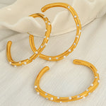 Load image into Gallery viewer, Pearl Bangle Titanium Steel 18K Plated Adjustable S5P083