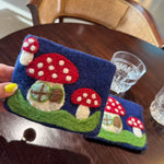 Load image into Gallery viewer, Nepal Wool Felt Mushroom Coin Purse Bag Charm N6G012