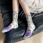 Load image into Gallery viewer, 3D Floral Embossed Seamless Mid-Calf Socks Women N6H010