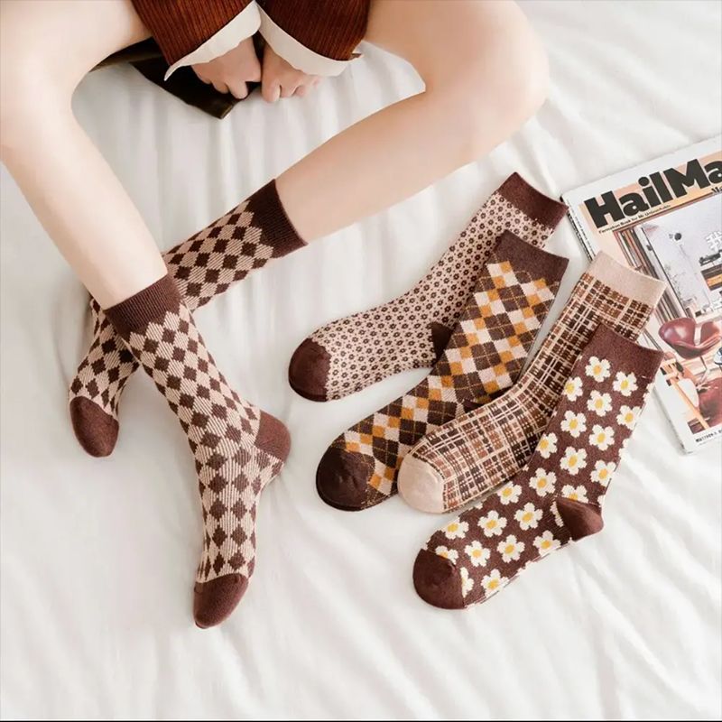 Double Needle Knit Plaid Mid-Calf Socks Women N6H023